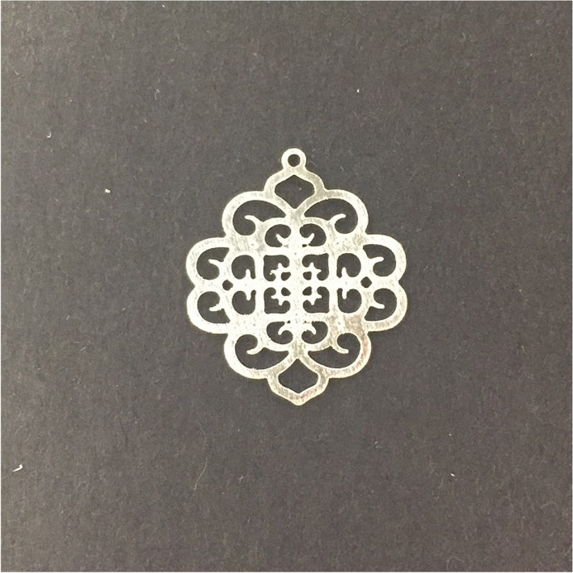 FP178 Figura Calada 21 x 25 mm Figura Baño Plata Figuras Bañadas en Oro y Plata hecho de Bronce Bañado en Plata 50 ml