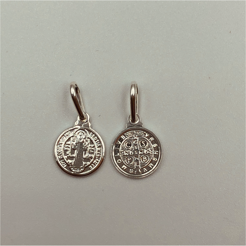 FP235 San Benito 10 mm Figura Baño Plata Figuras Bañadas en Oro y Plata hecho de Bronce Bañado en Plata 50 ml