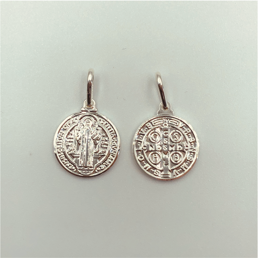 FP237 San Benito 15 mm Figura Baño Plata Figuras Bañadas en Oro y Plata hecho de Bronce Bañado en Plata 50 ml