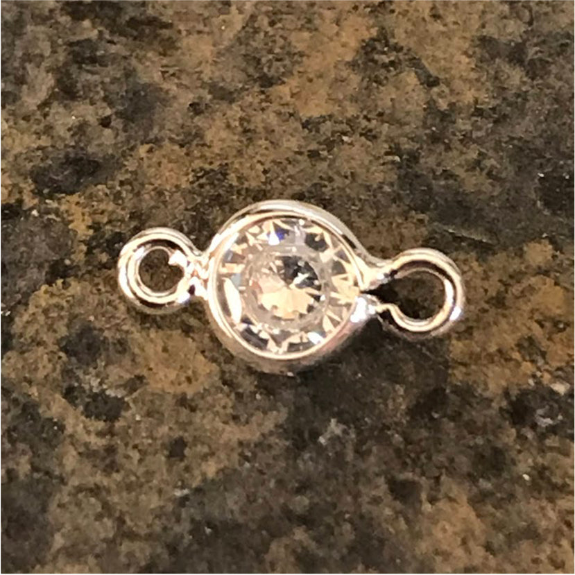 FP384 Punto Luz Conector 4 mm Figura Baño Plata Figuras Bañadas en Oro y Plata hecho de Bronce Bañado en Plata 50 ml