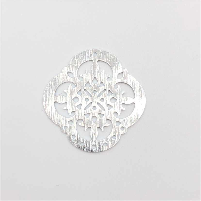 FP393 Mándala Santiago 25 mm (7 perforaciones) Figura Baño Plata Figuras Bañadas en Oro y Plata hecho de Bronce Bañado en Plata 50 ml