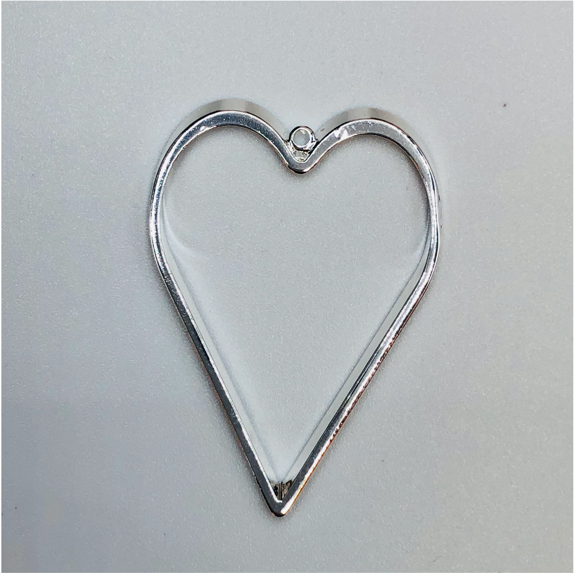 FP646 Colgante Corazon Calado Huge 40 x 28 mm Figura Baño Plata Figuras Bañadas en Oro y Plata hecho de Bronce Bañado en Plata 50 ml