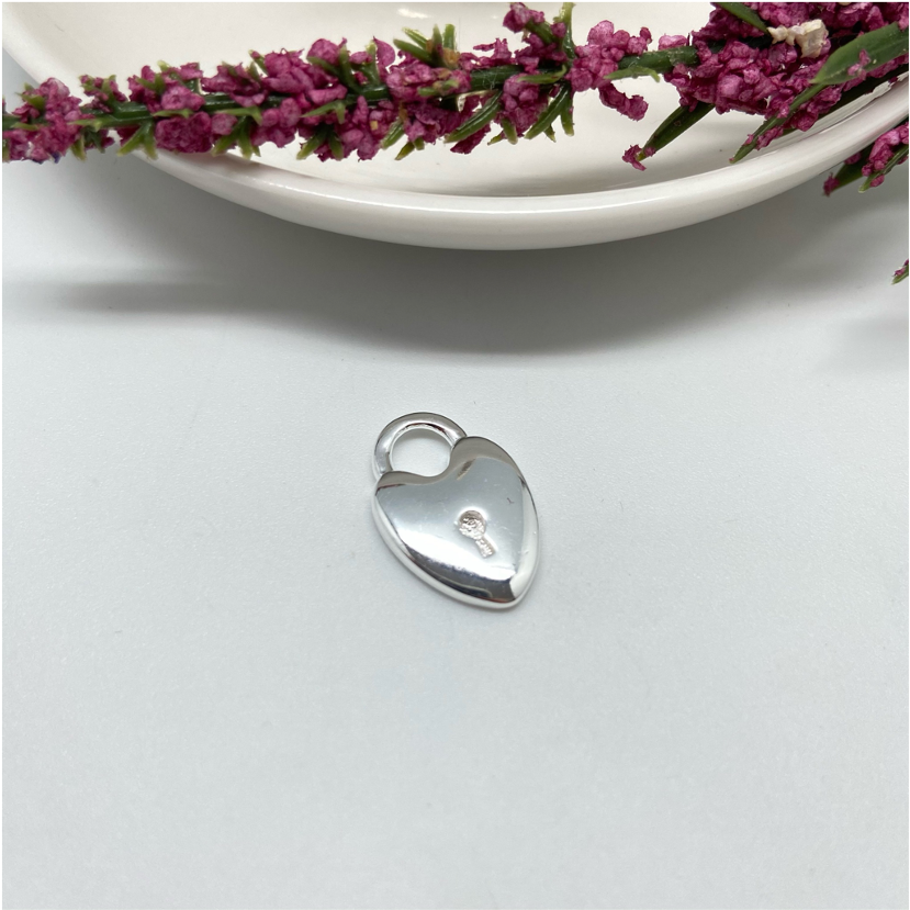 FP669 Candado Corazón 20 x 13 mm Figura Baño Plata Figuras Bañadas en Oro y Plata hecho de Bronce Bañado en Plata 50 ml