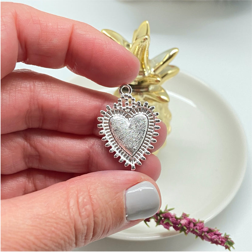 FP919 Detente Punky chico 23x20 mm mas argollita Figura Baño Plata Figuras Bañadas en Oro y Plata hecho de Bronce Bañado en Plata 50 ml Joyas Bañadas en Plata
