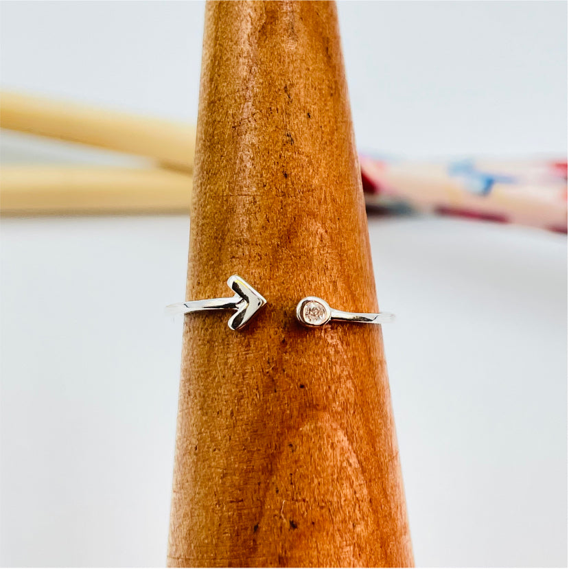 WP20 Anillo Flecha y Mini Circón Anillo Baño Plata Anillos Bañados en Oro y Plata hecho de Bronce Bañado en Plata 50 ml Joyas Bañadas en Plata