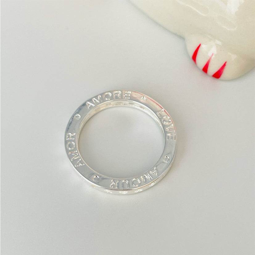 WP29 Anillo con Mini Corazones calados y Love lateral Ancho 2 mm Espesor 3 mm Anillo Baño Plata Anillos Bañados en Oro y Plata hecho de Bronce Bañado en Plata 50 ml Joyas Bañadas en Plata