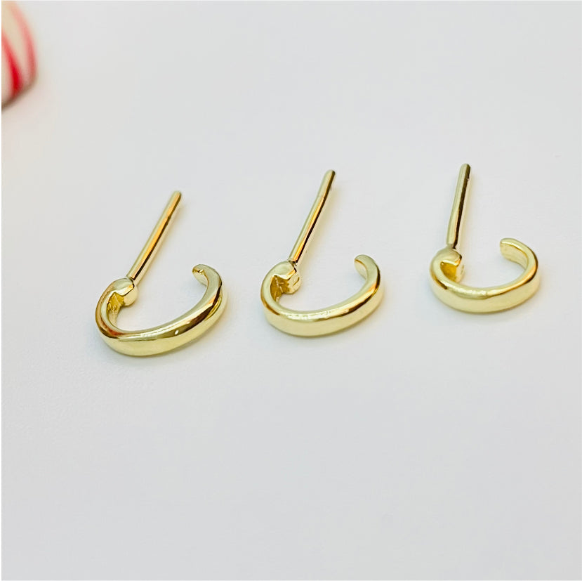 XO187 Aro Trio de pares Argolla 6 7 y 8 mm Aro Baño Oro Aros Bañados en Oro y Plata hecho de Bronce Bañado en Oro 18K Joyas Bañadas en Oro