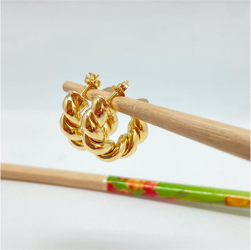 XO221 Aro Argolla trenzada 20 mm gruesa espesor 6 mm Aro Baño Oro Aros Bañados hecho de Bronce Bañado en Oro 18K Joyas Bañadas en Oro