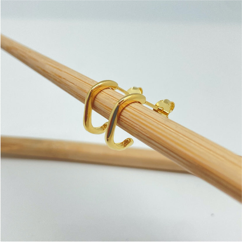 XO269 Argolla ovalada 14x8 mm Espesor 1.8 mm Aro Baño Oro Aros Bañados hecho de Bronce Bañado en Oro 18K Joyas Bañadas en Oro