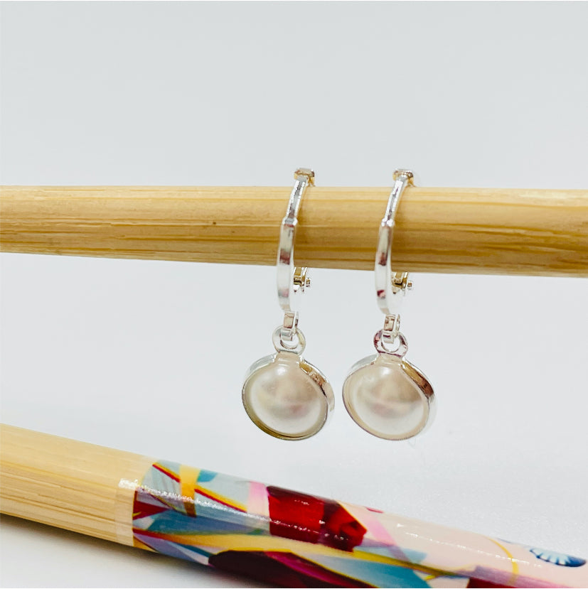 XP104 Argolla c Perla Redonda Aro Baño Plata Aros Bañados hecho de Bronce Bañado en Plata 50 ml Joyas Bañadas en Plata