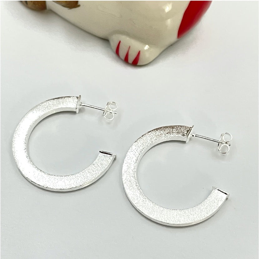 XP148 Aro Argolla Plana 30 mm Lijada Aro Baño Plata Aros Bañadas en Oro y Plata hecho de Bronce Bañado en Plata 50 ml Joyas Bañadas en Plata