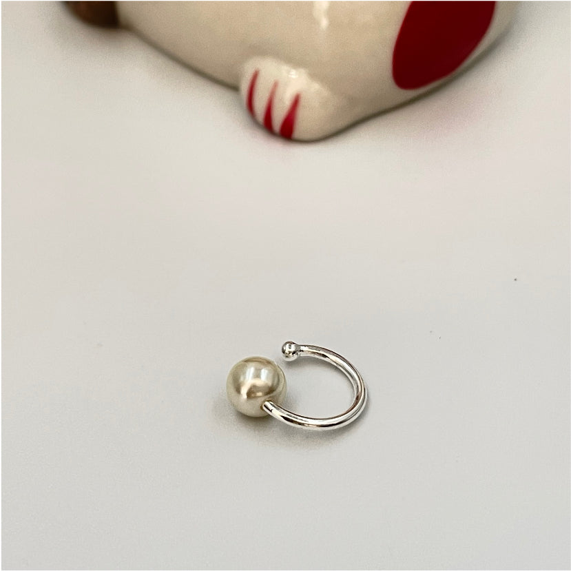XP160 Cuff Perla 6 mm y bolita 2 mm Aro Baño Plata Aros Bañados en Oro y Plata hecho de Bronce Bañado en Plata 50 ml