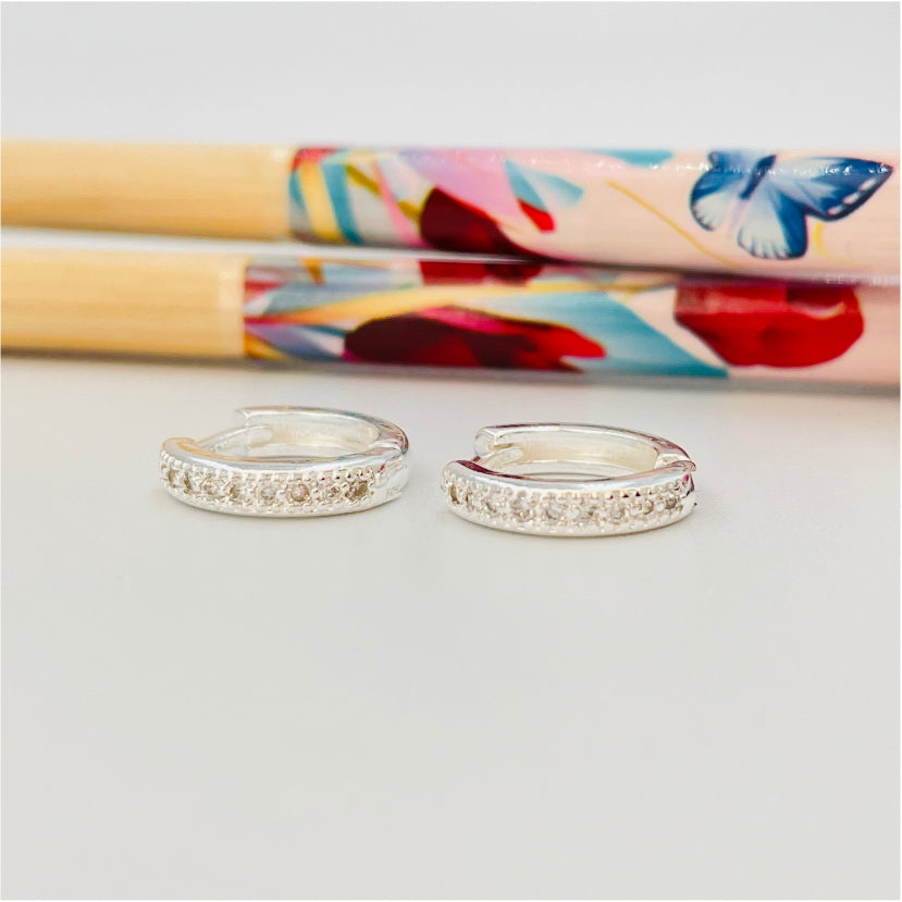 XP204 Aro Argolla a Presión 12x3 mm con Circones Aro Baño Plata Aros Bañados hecho de Bronce Bañado en Plata 50 ml Joyas Bañadas en Plata