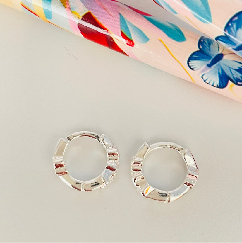 XP209 Aro Argolla Presión con 1 Estrella con Circón 11 mm y 2 mm ancho Aro Baño Plata Aros Bañados en Oro y Plata hecho de Bronce Bañado en Plata 50 ml Joyas Bañadas en Plata
