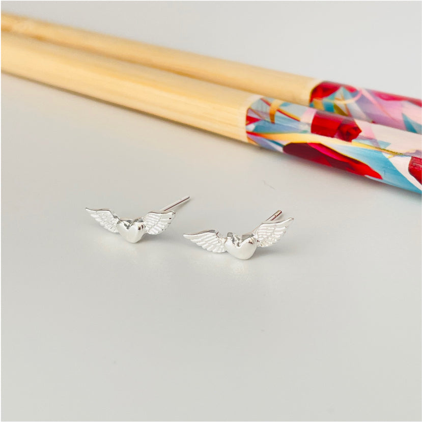 XP210 Aro Corazón Alitas 6x15 mm Aro Baño Plata Aros Bañados en Oro y Plata hecho de Bronce Bañado en Plata 50 ml Joyas Bañadas en Plata