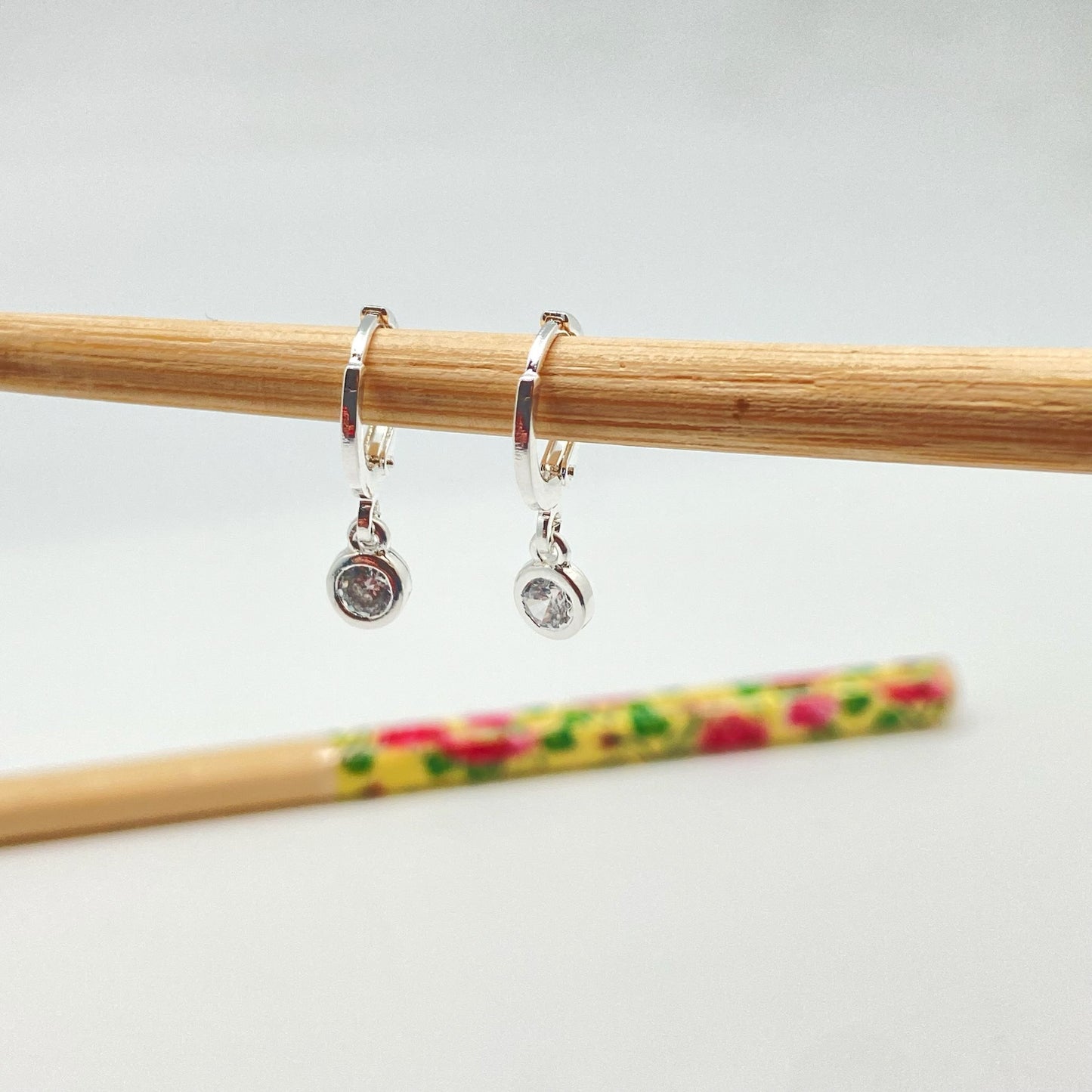 XP237 Aro Argollita con Punto de Luz Argolla 12 mm Colgante 4 mm Aro Baño Plata Aros Bañados hecho de Bronce Bañado en Plata 50 ml Joyas Bañadas en Plata