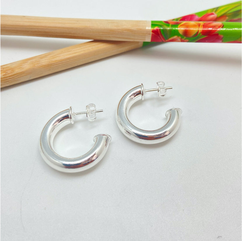 XP266 Aro Argolla Tubo Lisa 23x5 mm Aro Baño Plata Aros Bañados hecho de Bronce Bañado en Plata 50 ml Joyas Bañadas en Plata