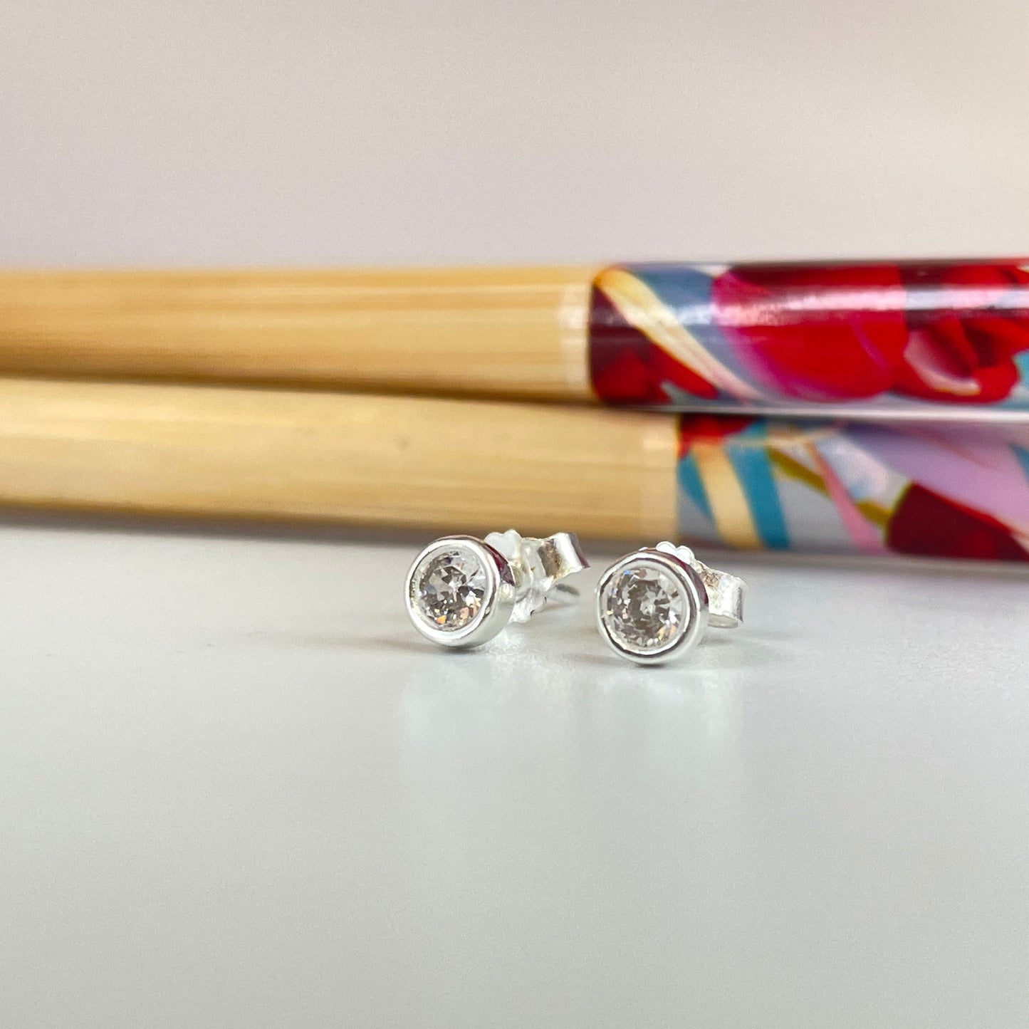 XS20001 Aro de Plata 950 Punto de Luz diá. 4.2 mm Aro Plata 950 Aros Bañados hecho de Bronce Bañado en Plata 50 ml Joyas Bañadas en Plata