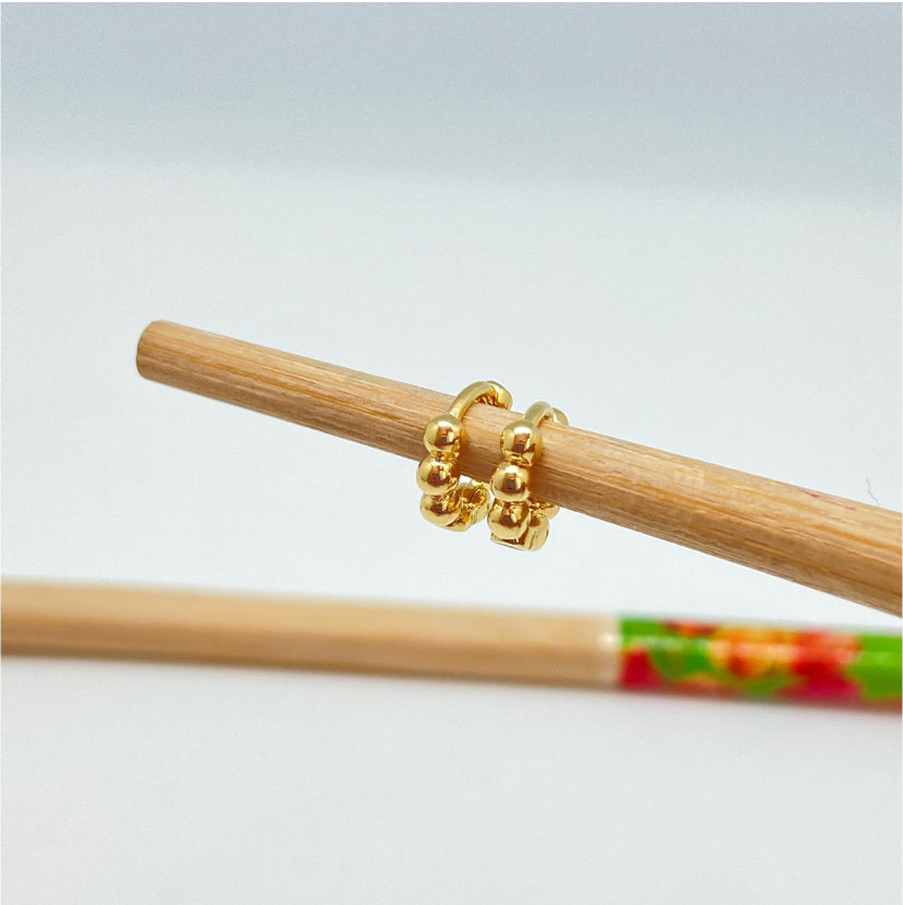 XO278 Aro argollita dia 10 mm presión con mini bolitas Aro Baño Oro Aros Bañados hecho de Bronce Bañado en Oro 18K Joyas Bañadas en Oro