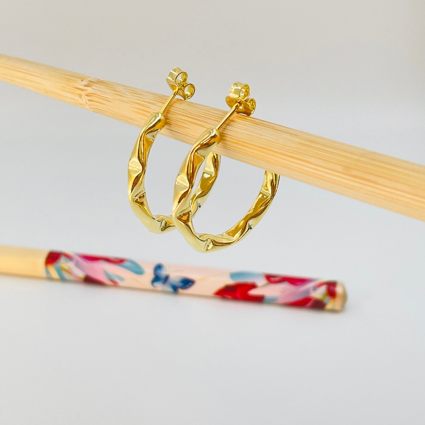 XO219 Aro Argolla Torcida 27 mm Aro Baño Oro