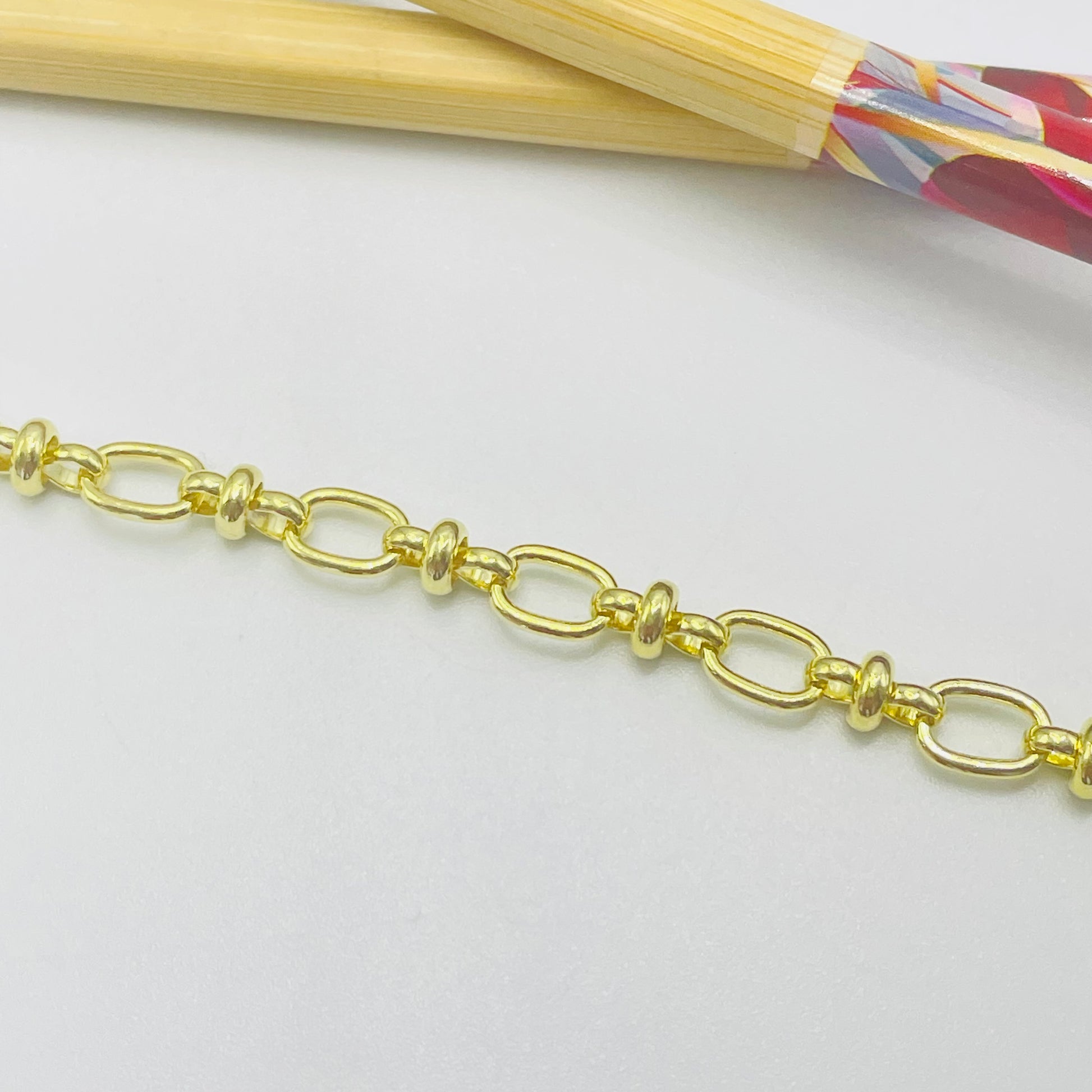 Joyas por Mayor Joyas Bañadas en Oro por Mayor Insumos para Joyas PO23 Pulsera Eslabones Alternados 8 x 5.5 mm Espesor 1 mm Largo 17 cm mas extensor de 3 cm terminal mini corazón Pulsera Baño Oro