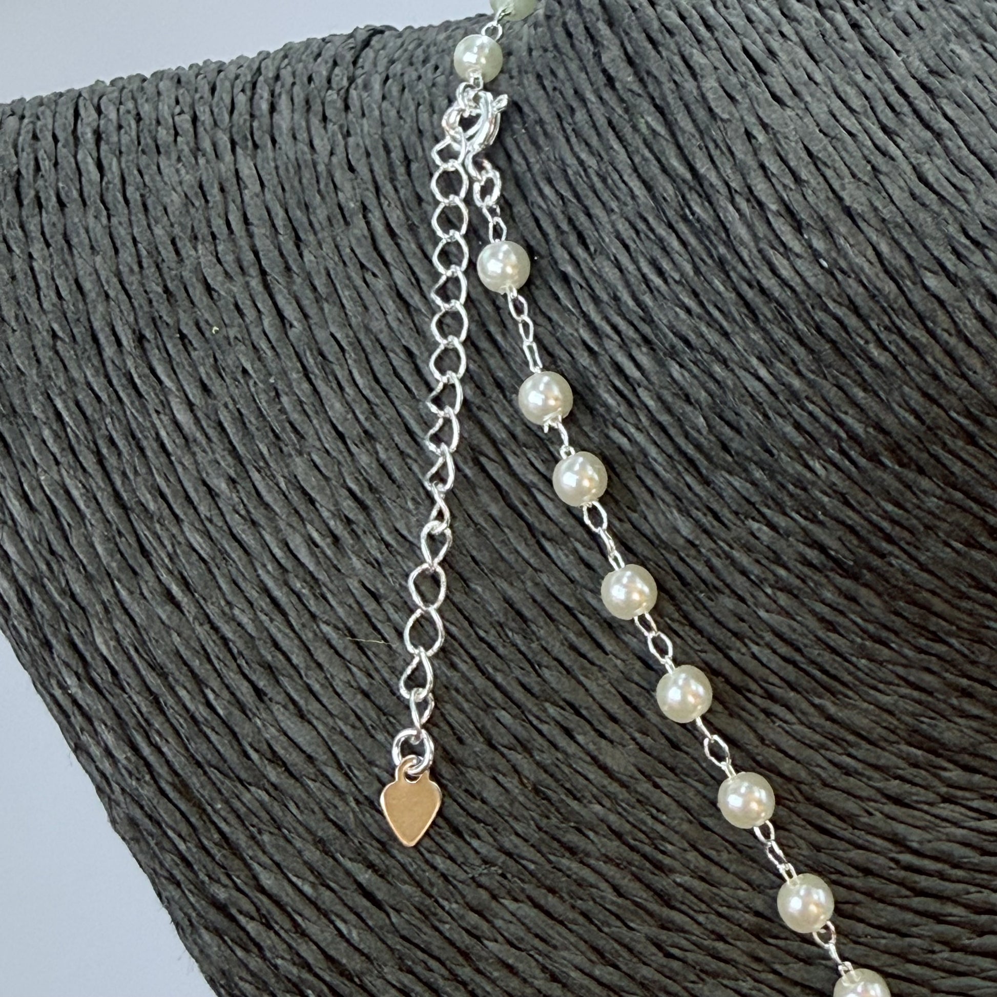 Joyas por Mayor Joyas Bañadas en Plata por Mayor Insumos para Joyas CP232 Collar Chocker Perlas diá. 4 mm Largo 35 cm más extensor 5.5 cm Collar Terminado Baño Plata