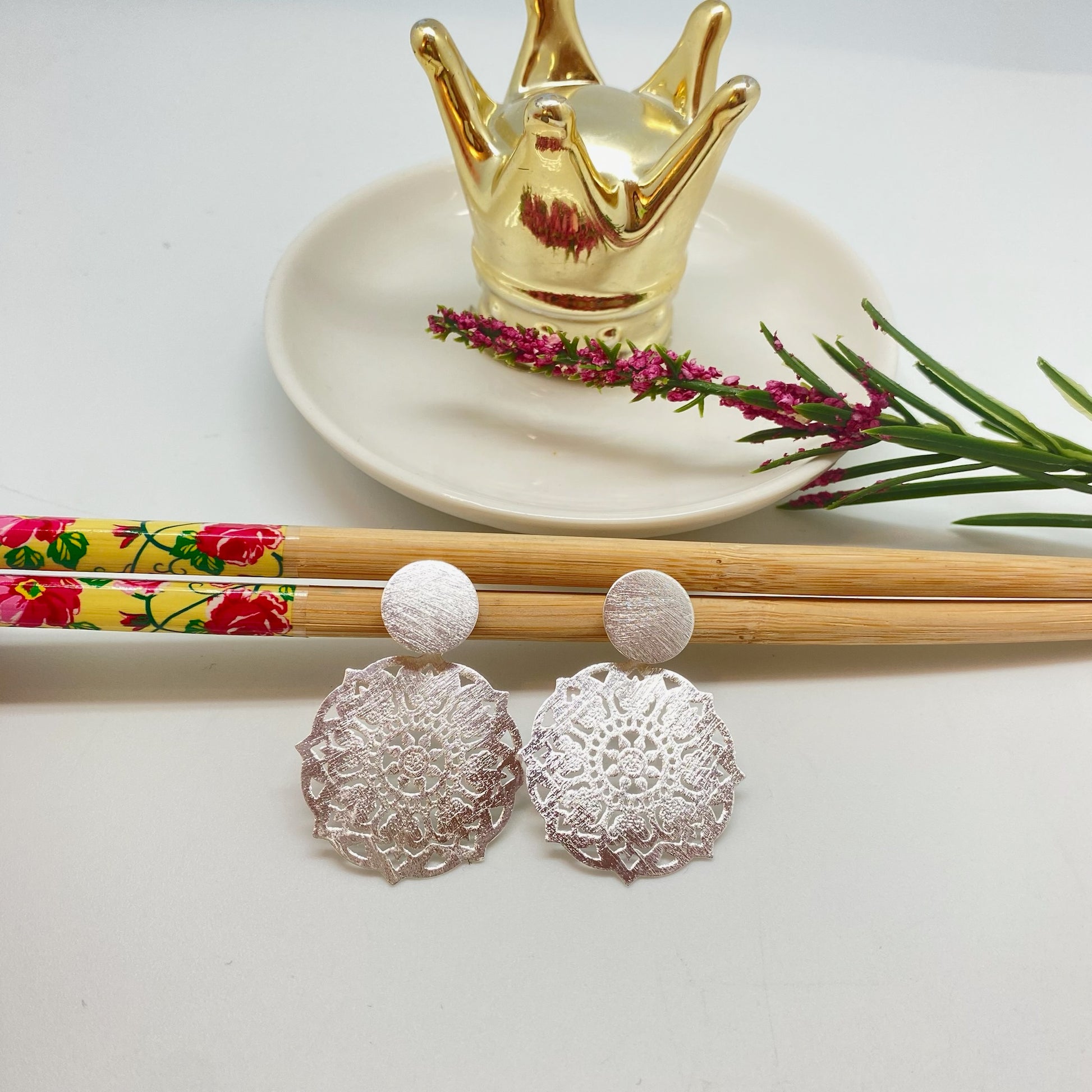 XP418 Aro Mandala Calada Lijado Figura 30 mm Base 13 mm Largo total 42 mm Aro Baño Plata Aros Bañados hecho de Bronce Bañado en Plata 50 ml Joyas Bañadas en Plata
