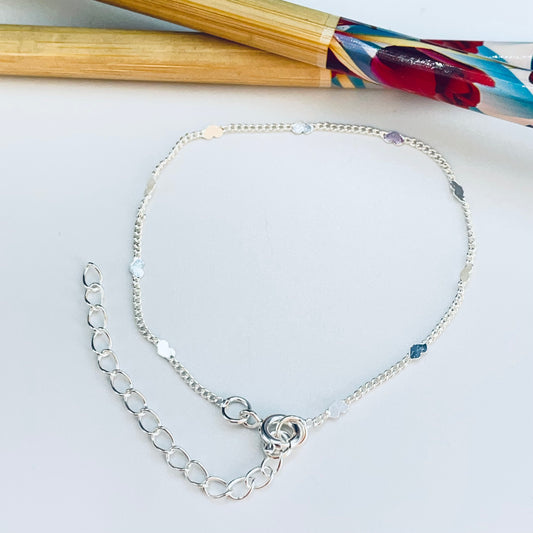 Joyas por Mayor Joyas Bañadas en Plata por Mayor Insumos para Joyas PP34 Pulsera Cadena Grumet 2 mm y Mini Corazones de 3 mm Largo 15 cm más extensor de 5 cm Pulsera Baño Plata
