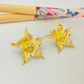 Joyas por Mayor Joyas Bañadas en Oro por Mayor Insumos para Joyas XO469 Aro Flor Pétalos en punta con rayitas centro bolitas 30 mm Espesor 1.8 mm Aro Baño Oro