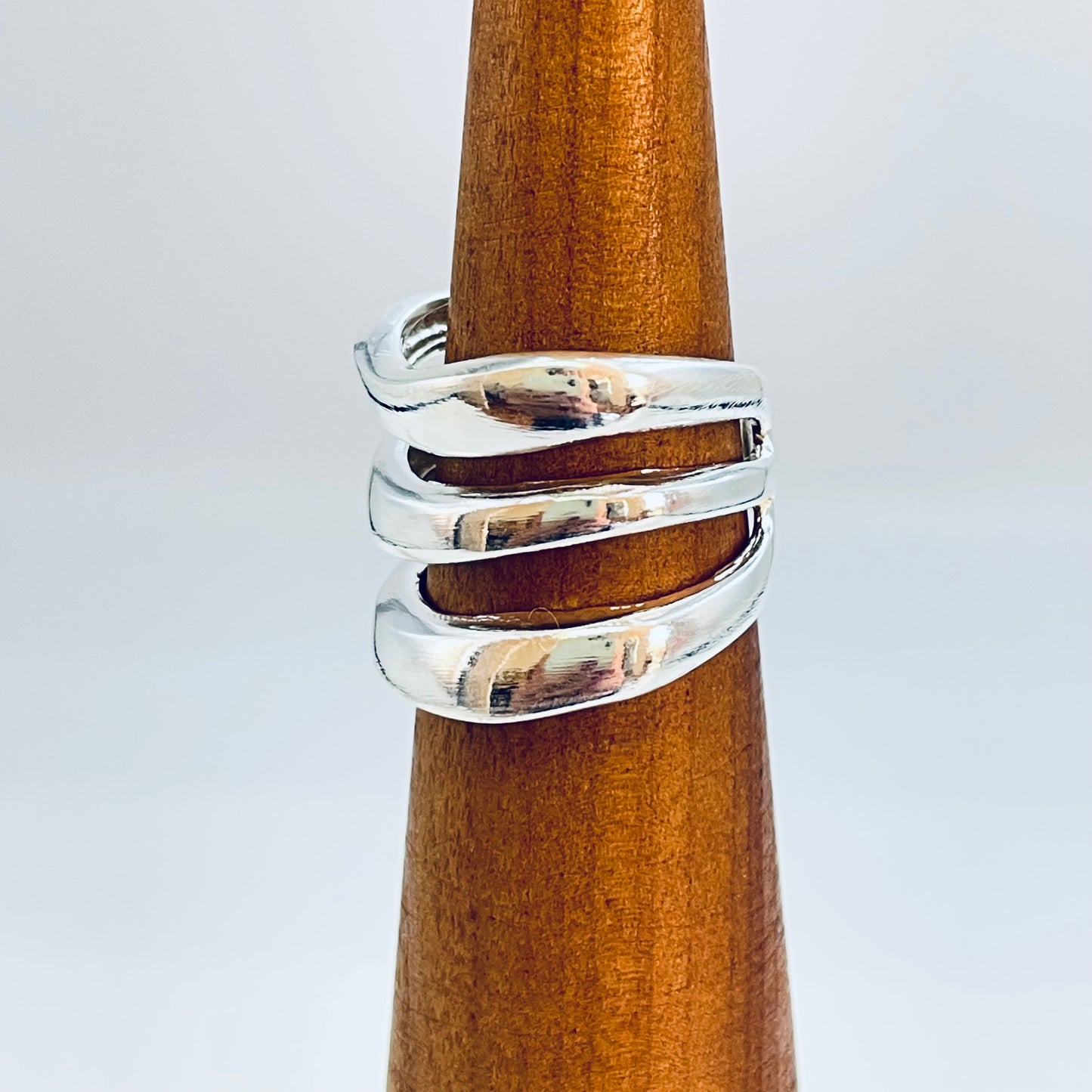 WP73 Anillo tipo Triple Ancho Mayor 17 mm Espesor Mayor 4 mm Menor 1 mm Medida app. 15 Anillo Baño Plata