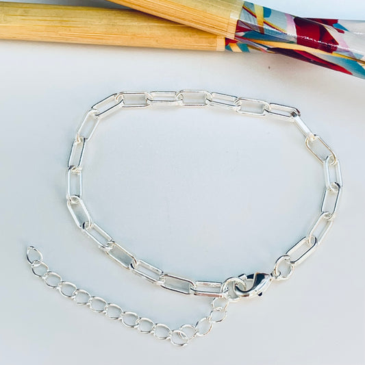 Joyas por Mayor Joyas Bañadas en Plata por Mayor Insumos para Joyas PP28 Pulsera tipo Cartier Eslabón 4.8 x 3.8 mm Largo 40 cm más extensor 5 cm Pulsera Baño Plata