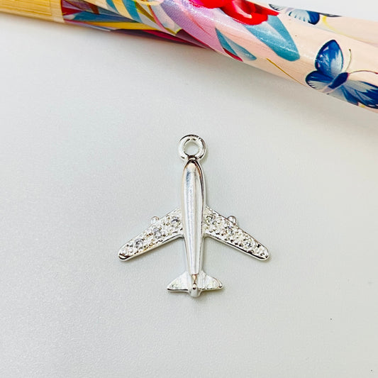 Joyas por Mayor Joyas Bañadas en Plata por Mayor Insumos para Joyas FP1145 Colgante Avión con circones en alas 10 x 20 mm más argollita Espesor 3 mm Figura Baño Plata
