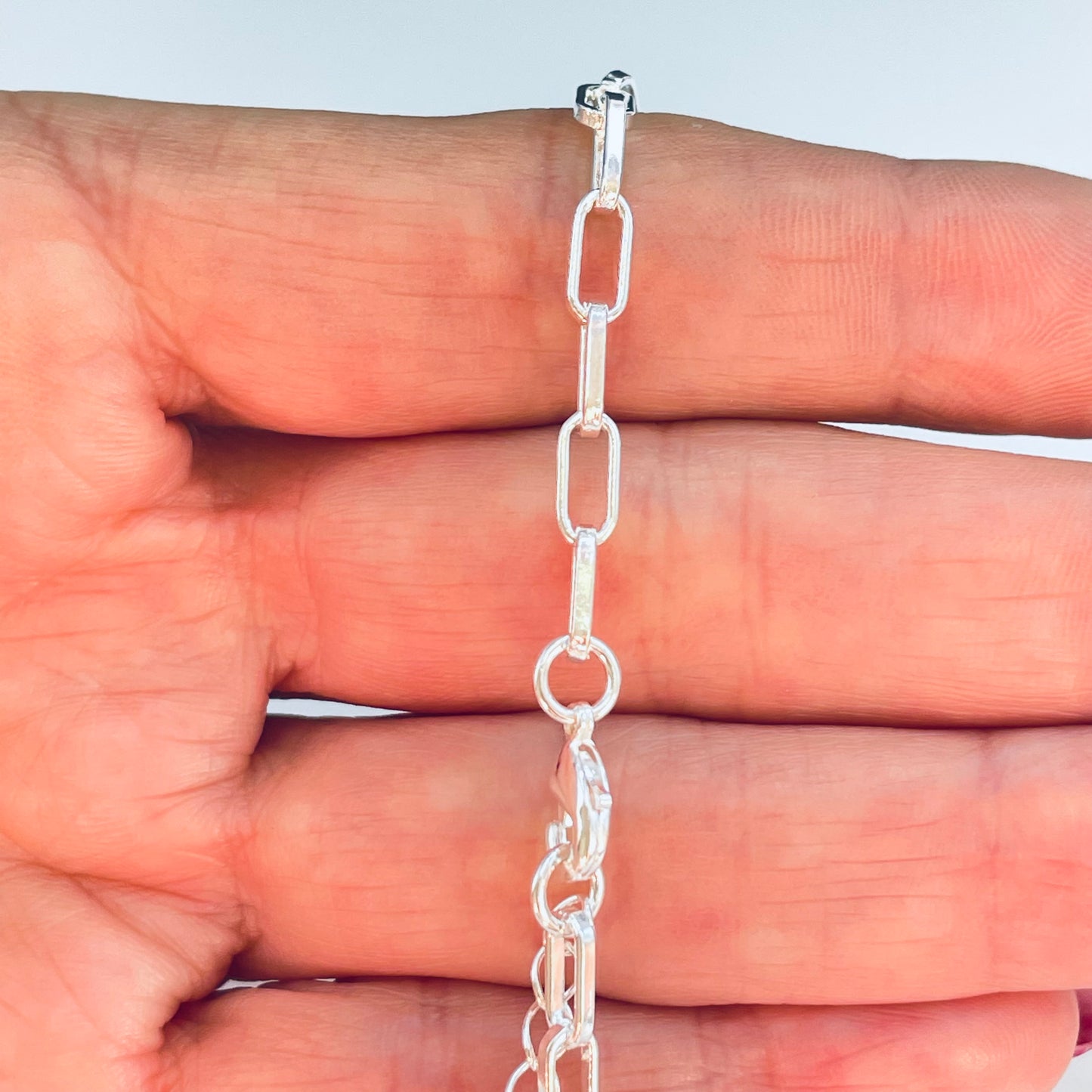 PP28 Pulsera tipo Cartier Eslabón 4.8 x 3.8 mm Largo 40 cm más extensor 5 cm Pulsera Baño Plata
