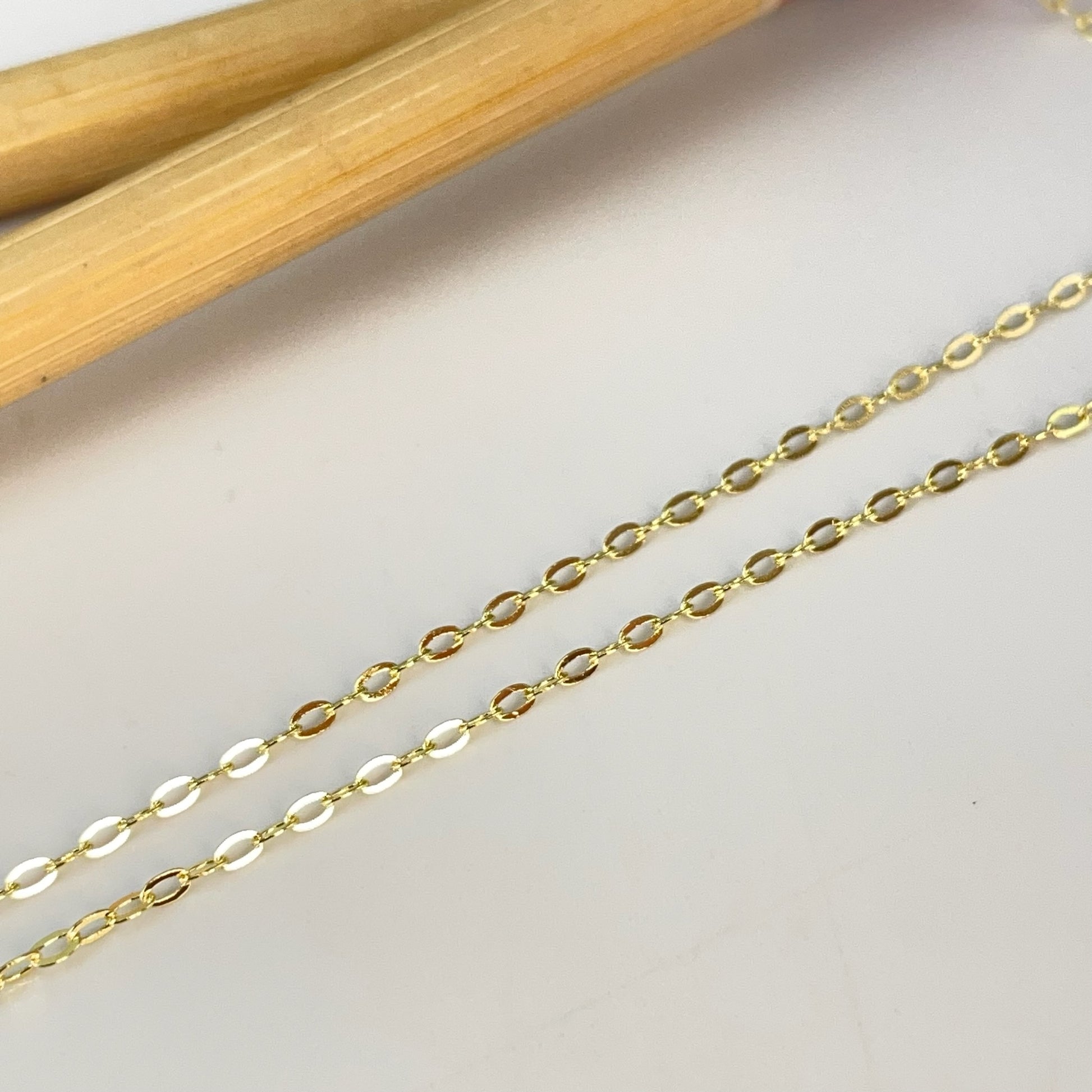 CO191 Cadena Candado Espesor 0.8 mm Largo 40 cm más extensor 7 cm con mini circón 2 mm Cadena Terminada Baño Oro Cadenas Bañadas hecho de Bronce Bañado en Oro 18K Joyas Bañadas en Oro