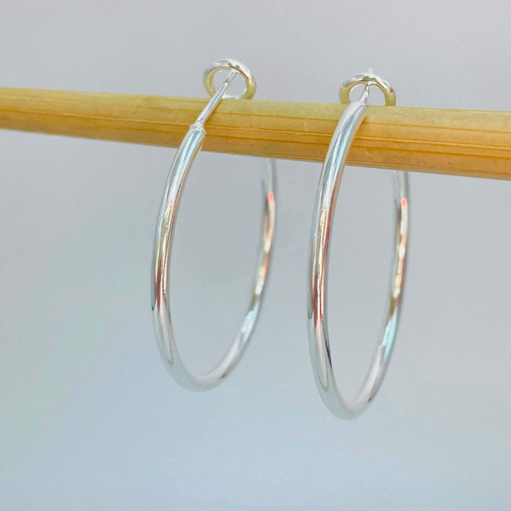 XP156 Aro Argolla Tubo diá.35 mm espesor 2 mm Broche articulado Aro Baño Plata Aros Bañados en Oro y Plata hecho de Bronce Bañado en Plata 50 ml