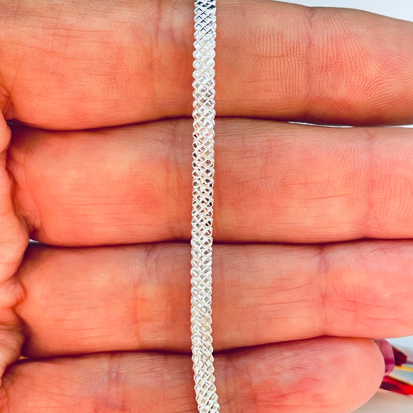 PP29 Pulsera Cinta Texturada doble espesor Ancho 3 mm Espesor 1.3 mm Largo 15 cm Pulsera Baño Plata