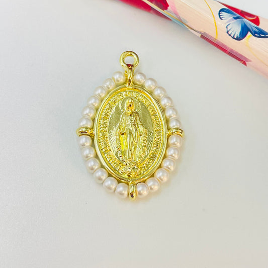 Joyas por Mayor Joyas Bañadas en Oro por Mayor Insumos para Joyas FO1144 Colgante Medalla Virgen de los Milagros con Borde de Perlas 29 x 22 mm más argollita Espesor 2.8 mm Figura Baño Oro