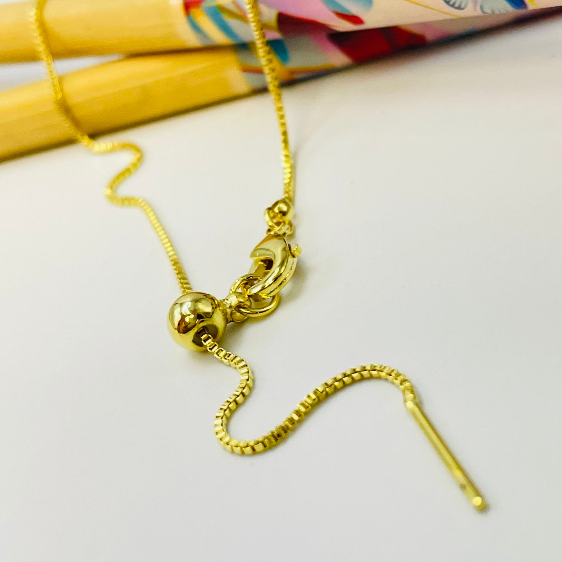 Joyas por Mayor Joyas Bañadas en Oro por Mayor Insumos para Joyas CO209 Cadena Veneciana de 1mm con bolita con silicona y palito Cadena Terminada Baño Oro