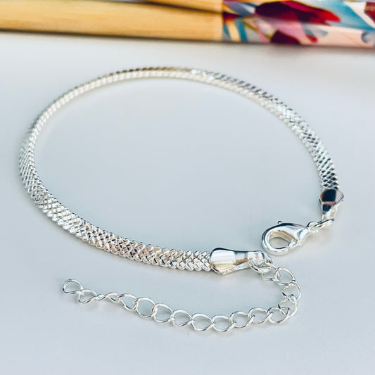 Joyas por Mayor Joyas Bañadas en Plata por Mayor Insumos para Joyas PP29 Pulsera Cinta Texturada doble espesor Ancho 3 mm Espesor 1.3 mm Largo 15 cm Pulsera Baño Plata
