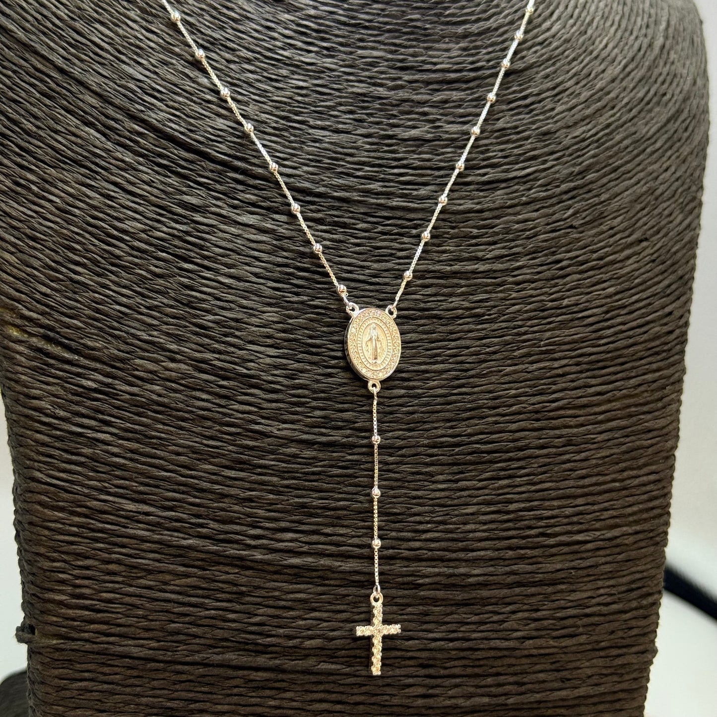 Joyas por Mayor Joyas Bañadas en Plata por Mayor Insumos para Joyas CP234 Rosario Virgen de los milagros Borde con mini circones 14x1 mm Cadena veneciana bolitas de 2 mm 60 cm Largo cascada 5.5 mm cruz con circones 10x8 mm Cadena Terminada Baño Plata