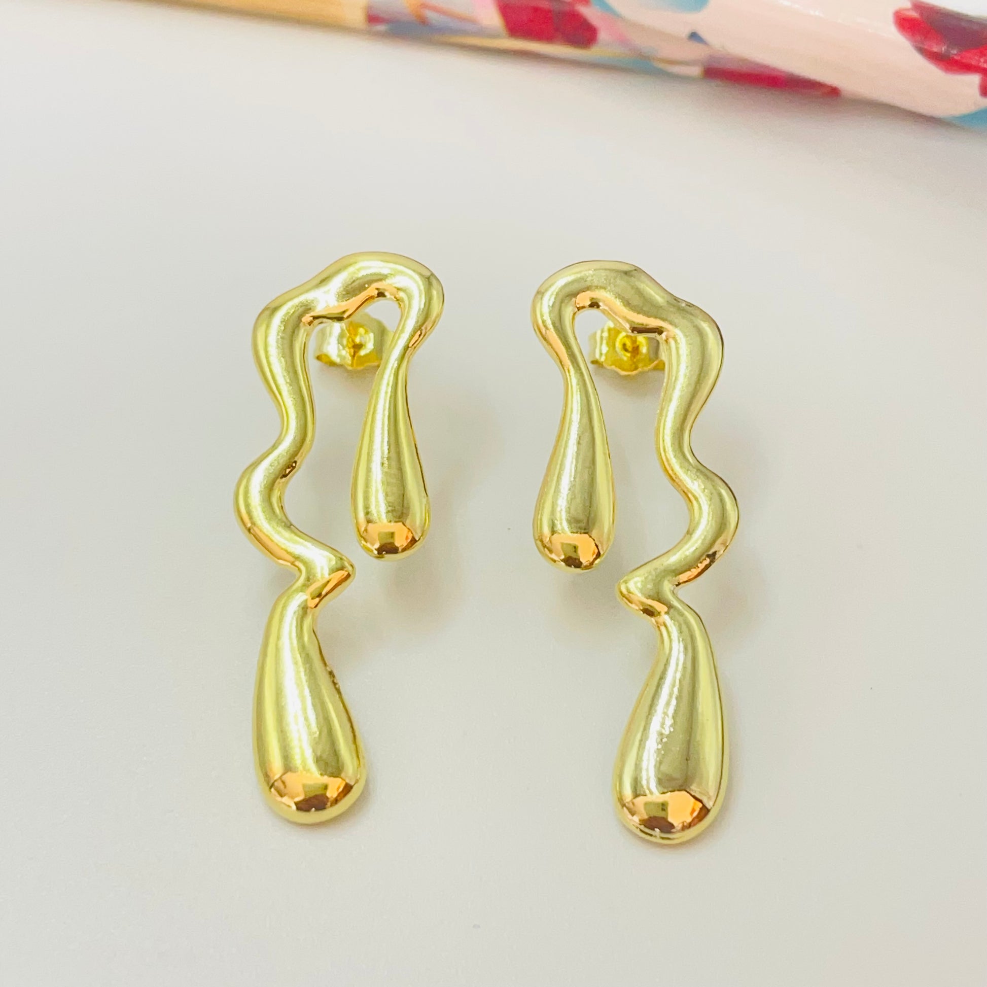 Joyas por Mayor Joyas Bañadas en Oro por Mayor Insumos para Joyas XO474 Aro Orgánico doble 38 x 14 mm Espesor 1.2 mm Aro Baño Oro