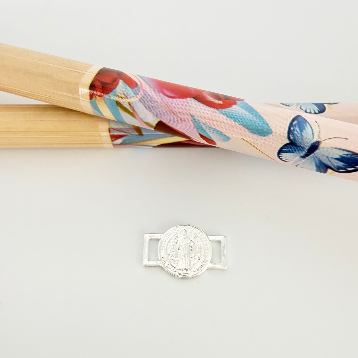 FP1252 Eslabón para pulsera San Benito doble faz diá. 9 mm más corchetes 5 x 2.5 mm Figura Baño Plata