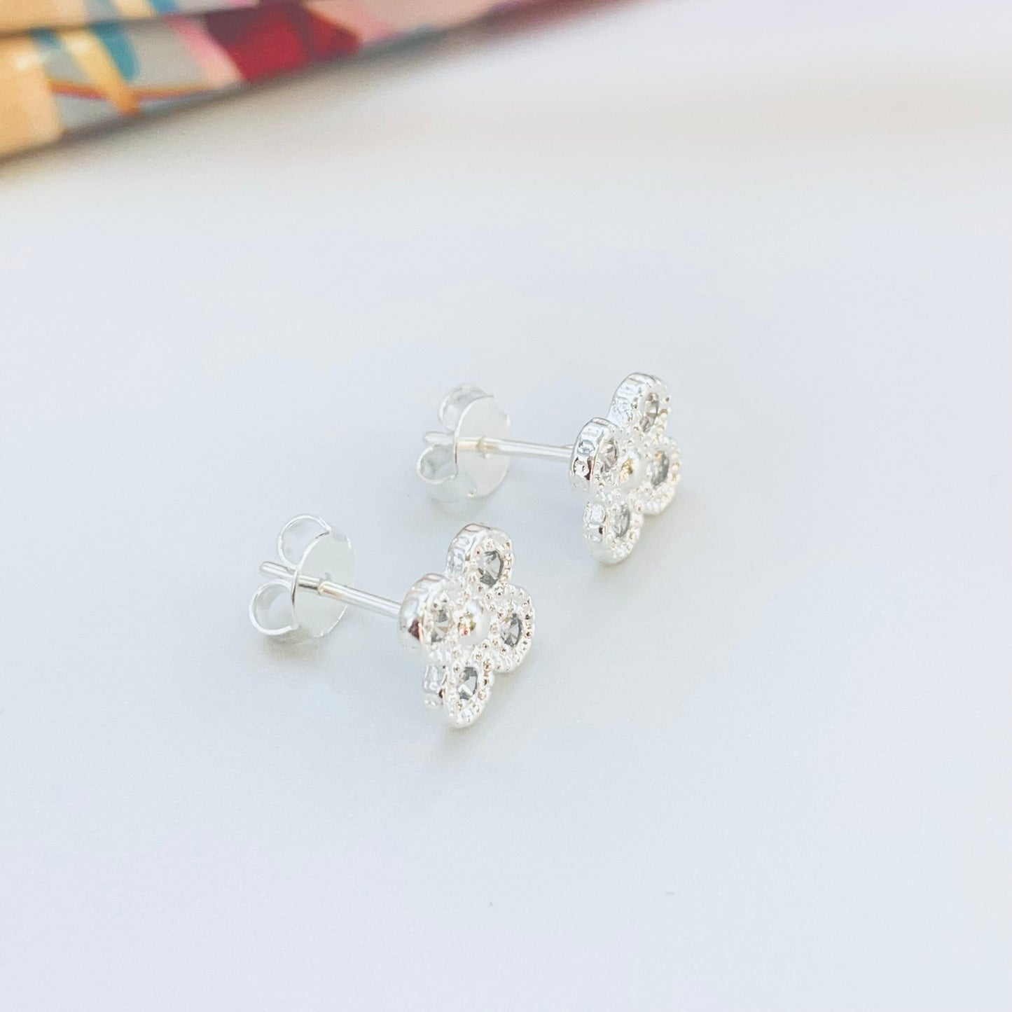 XP555 Aro Trébol Puntas Redondas Circones 10 x 10 mm Espesor 1.2 mm Aro Baño Plata