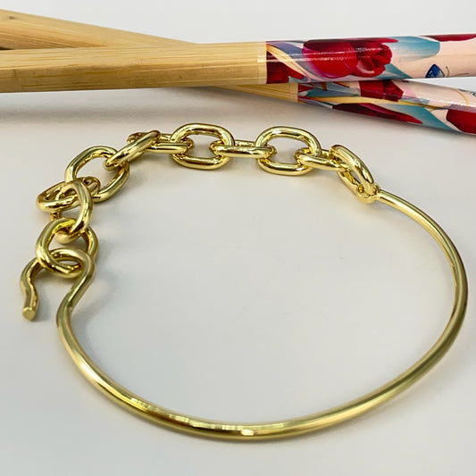 EO24 Esclava con cadena Esclava Mitad Tubo Mitad Cadena Tubo Ancho 60 mm Espesor 2 mm Cadena Candado Eslabones 12 x 8 mm Espesor 2 mm Largo 9 cm Esclava Baño Oro Pulseras hecho de Bronce Bañado en Oro 18K Joyas Bañadas en Oro