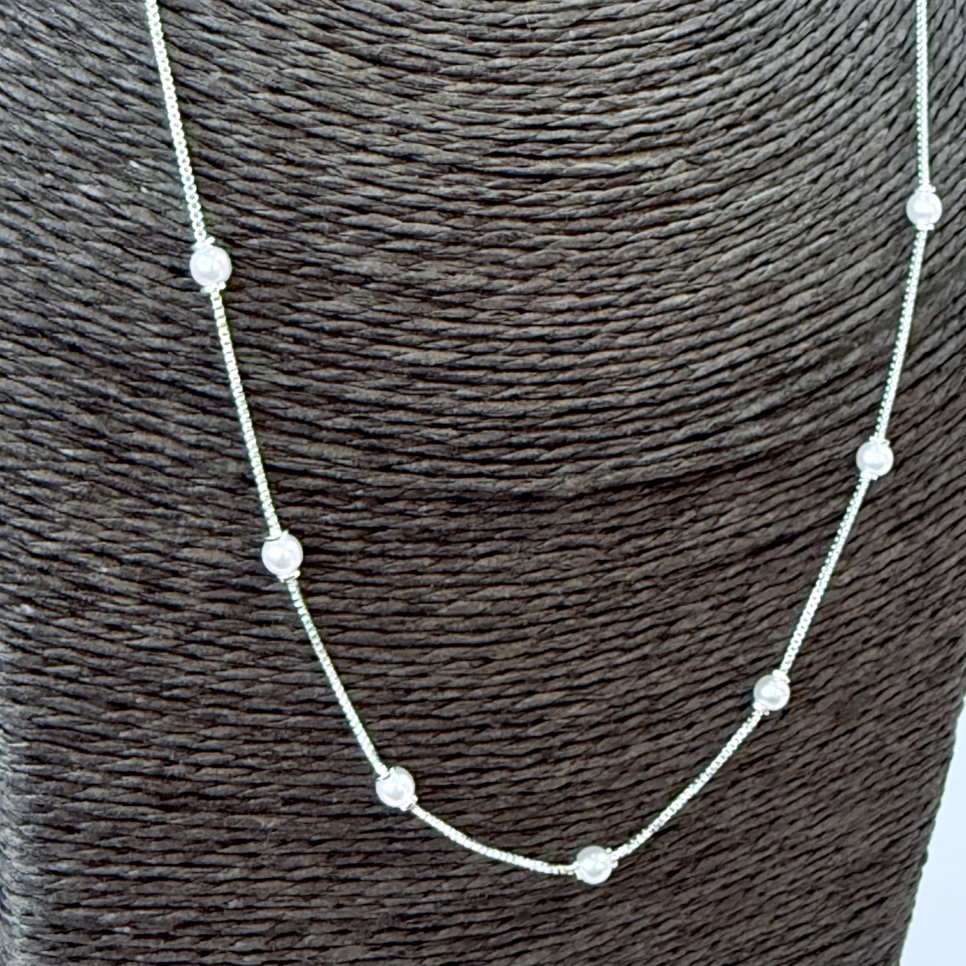 Joyas por Mayor Joyas Bañadas en Plata por Mayor Insumos para Joyas CP231 Collar Perlas diá. 4 mm Cadena Veneciana Espesor 1 mm Largo 50 cm Collar Terminado Baño Plata