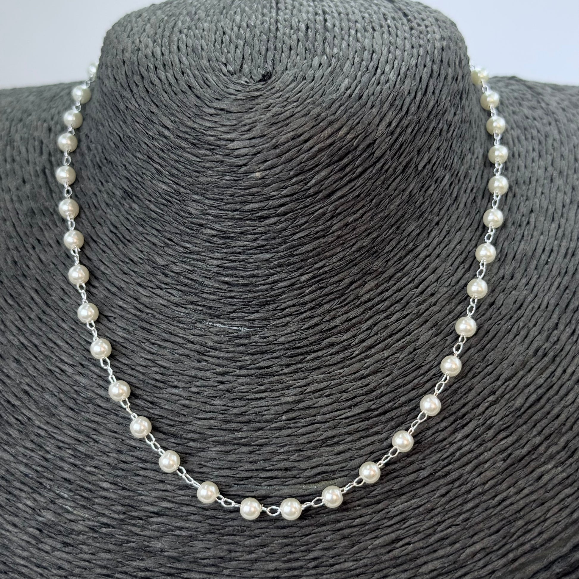 Joyas por Mayor Joyas Bañadas en Plata por Mayor Insumos para Joyas CP232 Collar Chocker Perlas diá. 4 mm Largo 35 cm más extensor 5.5 cm Collar Terminado Baño Plata