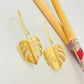 Joyas por Mayor Joyas Bañadas en Oro por Mayor Insumos para Joyas XO481 Aro Hoja Monstera 20 x 16 mm Espesor 1.2 mm con Gancho Largo Total 42 mm Aro Baño Oro