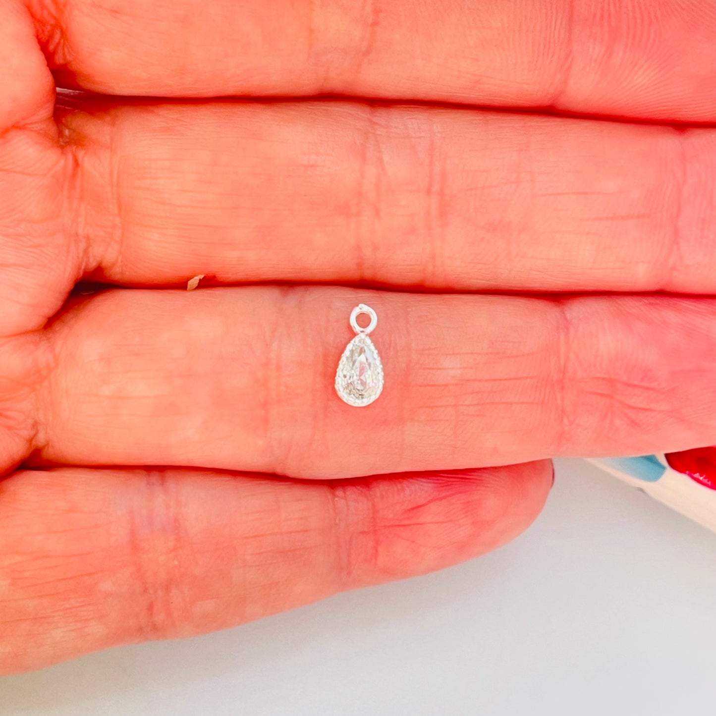 FP381 Punto Luz Gota 8 x 3 mm Figura Baño Plata Figuras Bañadas en Oro y Plata hecho de Bronce Bañado en Plata 50 ml