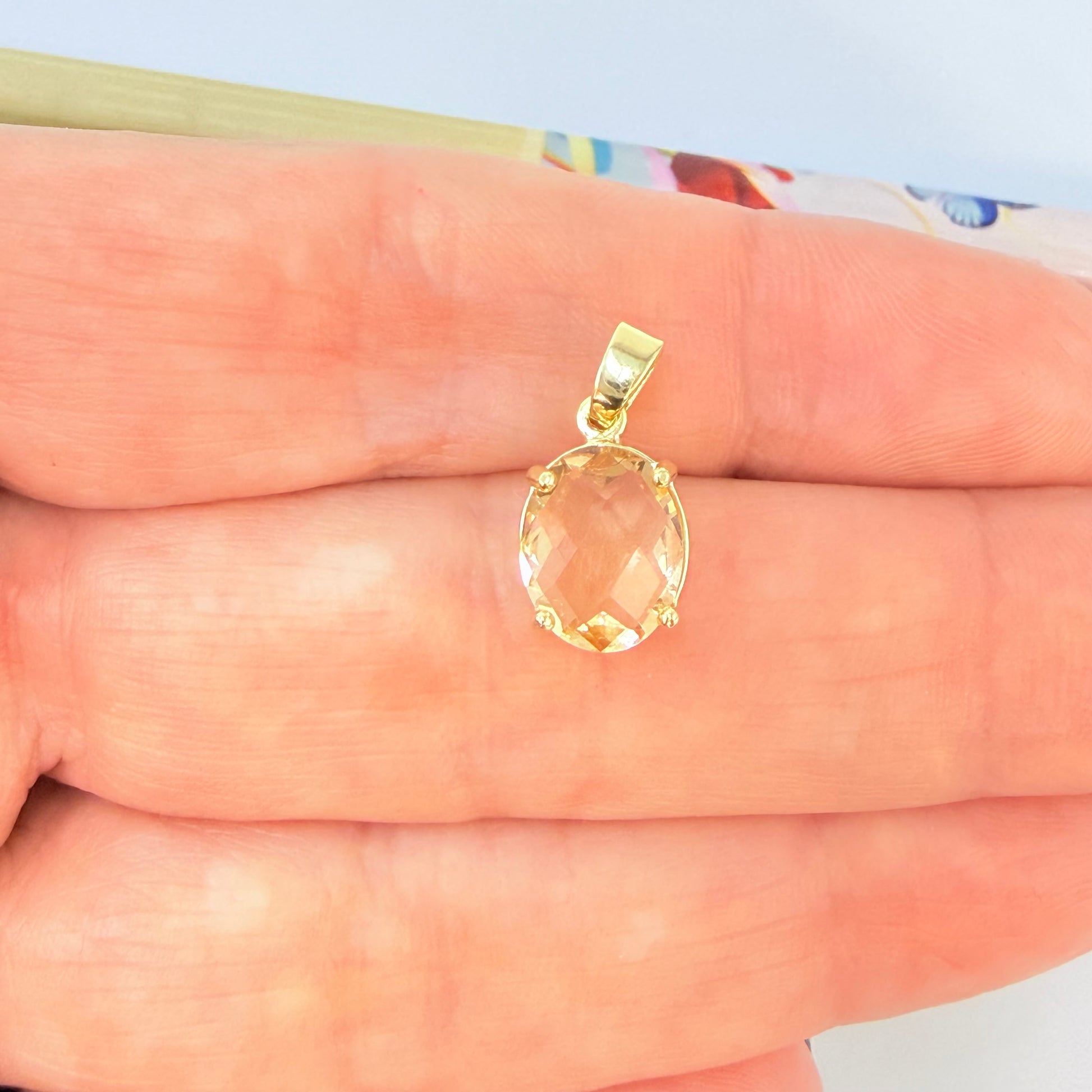 Joyas por Mayor Joyas Bañadas en Oro por Mayor Insumos para Joyas FO1248 Colgante con Cristal Facetado color Miel con grifas 10 x 8 mm más valier Espesor 4 mm Figura Baño Oro