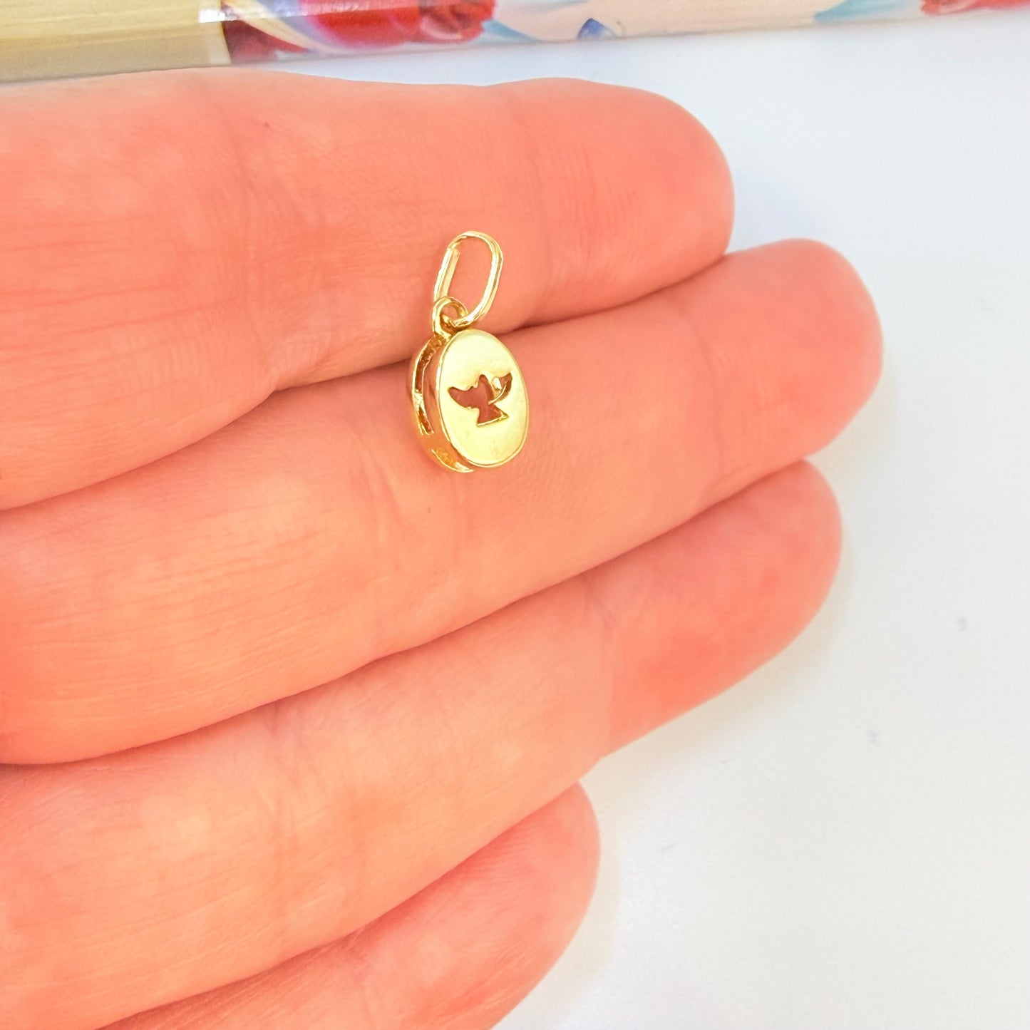 Joyas por Mayor Joyas Bañadas en Oro por Mayor Insumos para Joyas FO1250 Colgante Ovalado Espíritu Santo Calado con galería 8 x 6 mm más valier Espesor 3 mm Figura Baño Oro